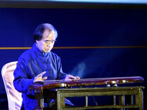 喀什地区李祥霆 古琴曲《春风又绿江南岸》